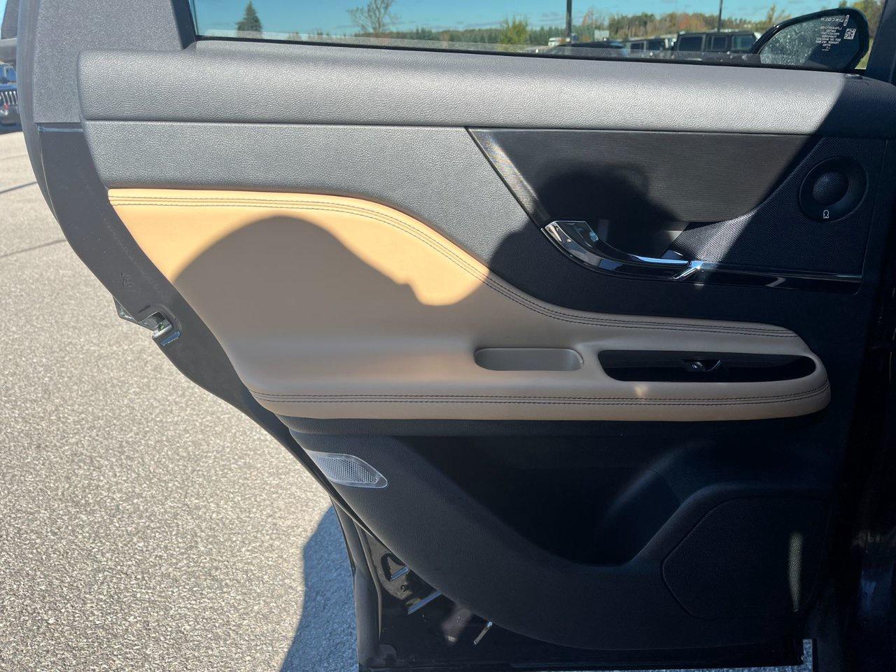 2021 Lincoln Corsair Reserve AWD Photo