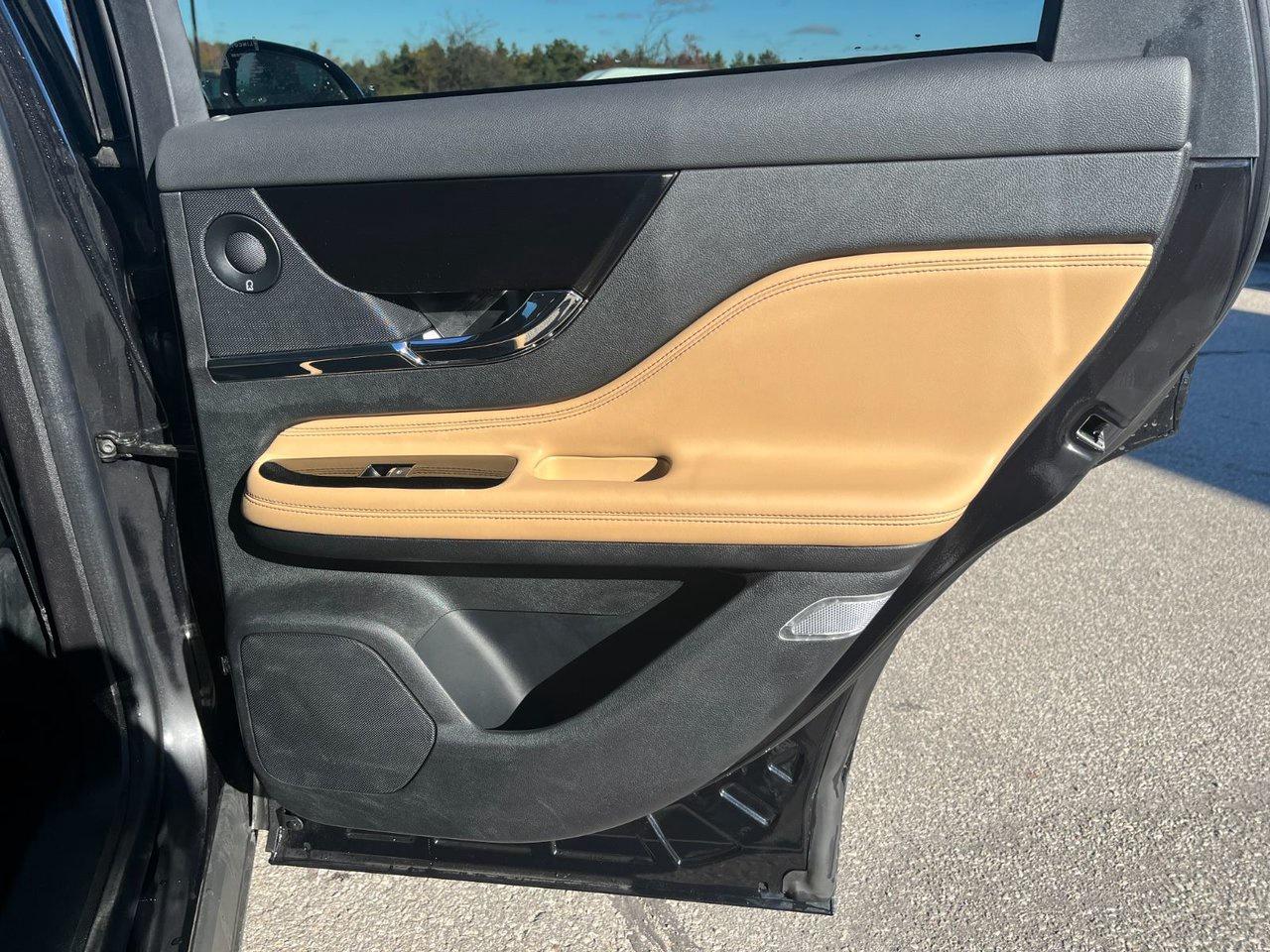 2021 Lincoln Corsair Reserve AWD Photo