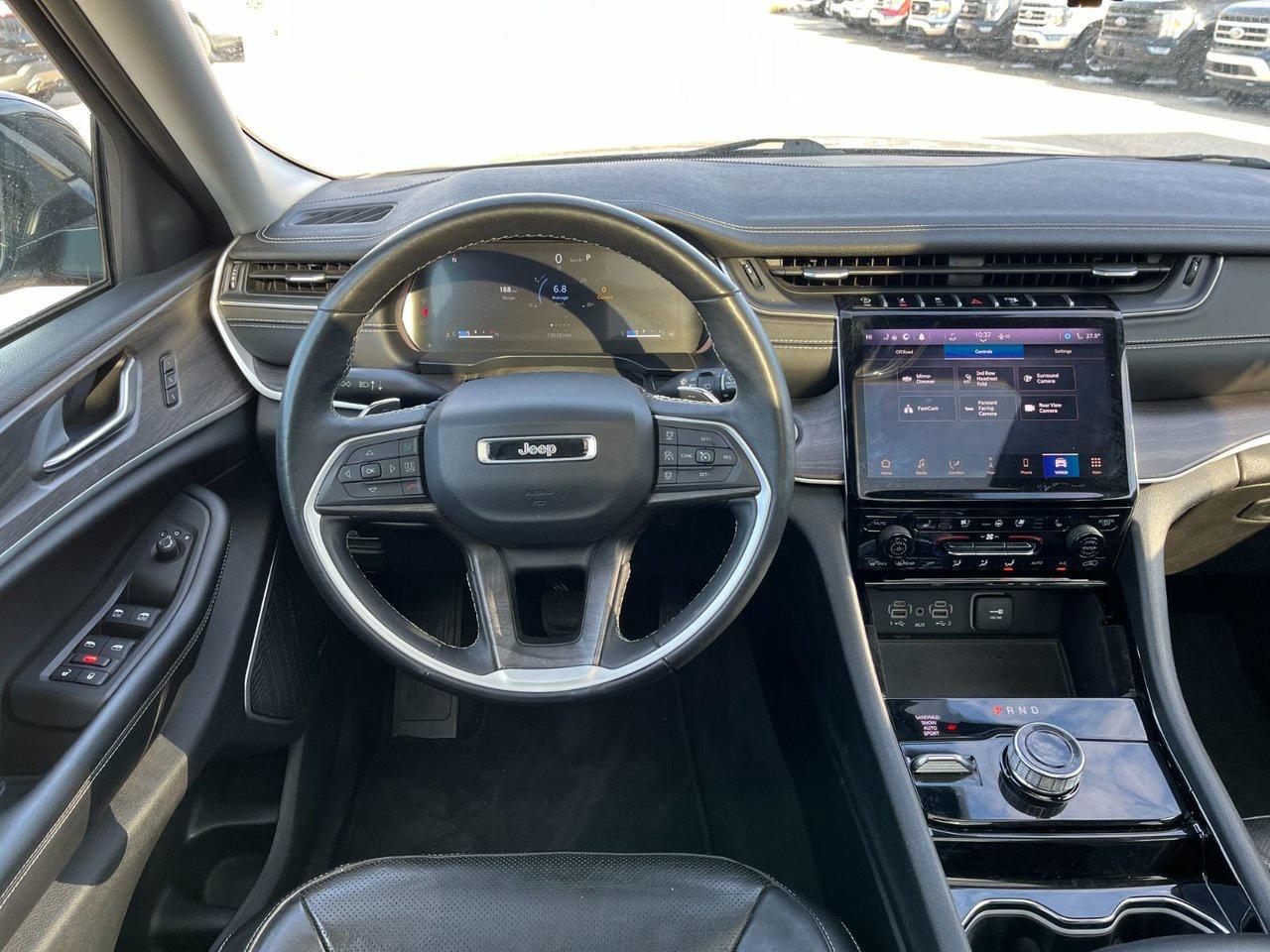 2021 Jeep Grand Cherokee LIMITED 4X4 Photo