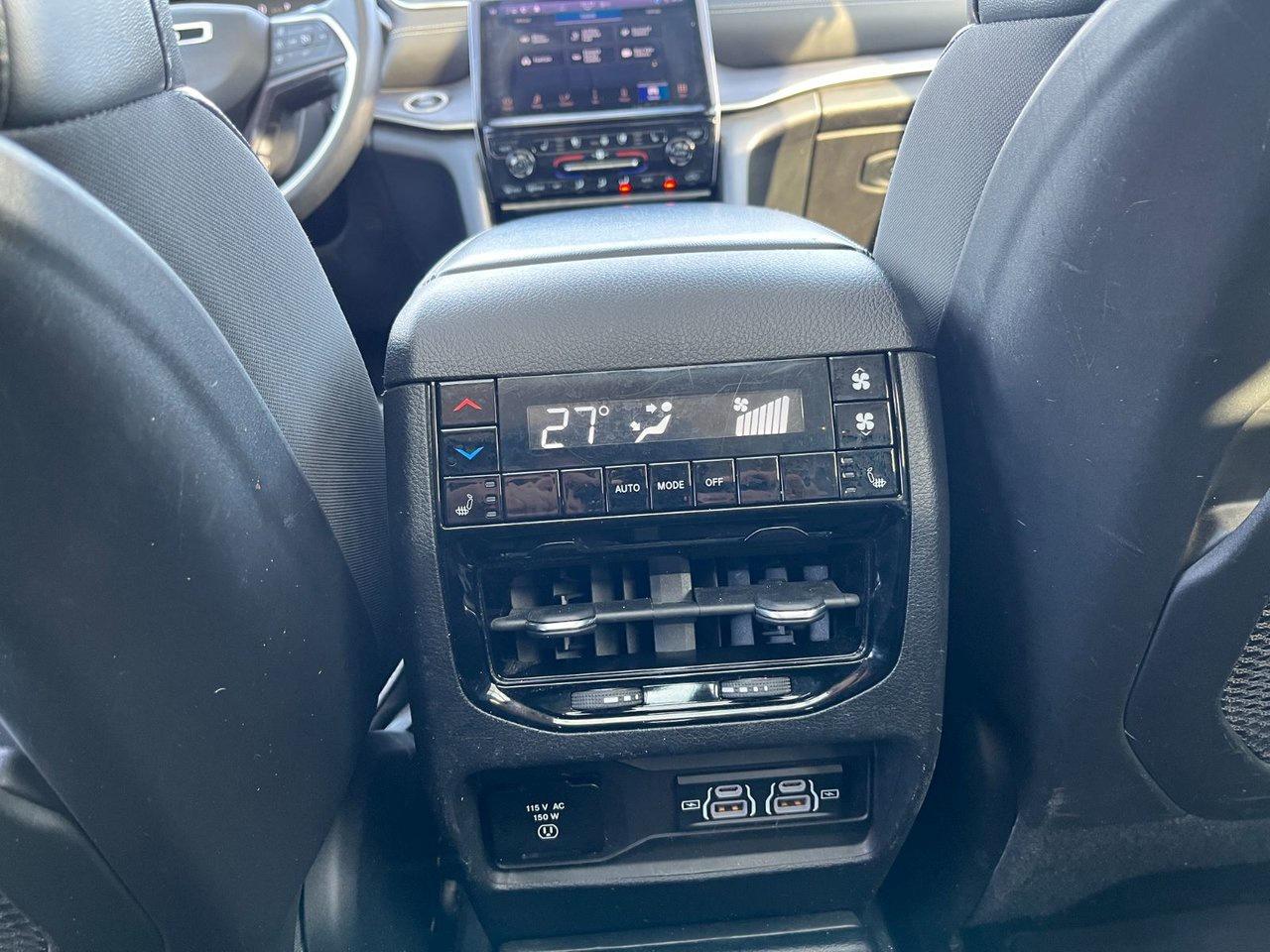 2021 Jeep Grand Cherokee L Limited 4x4 Photo