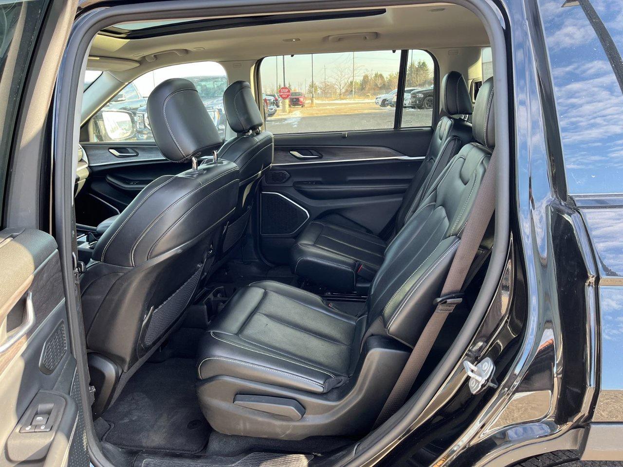 2021 Jeep Grand Cherokee L Limited 4x4 Photo