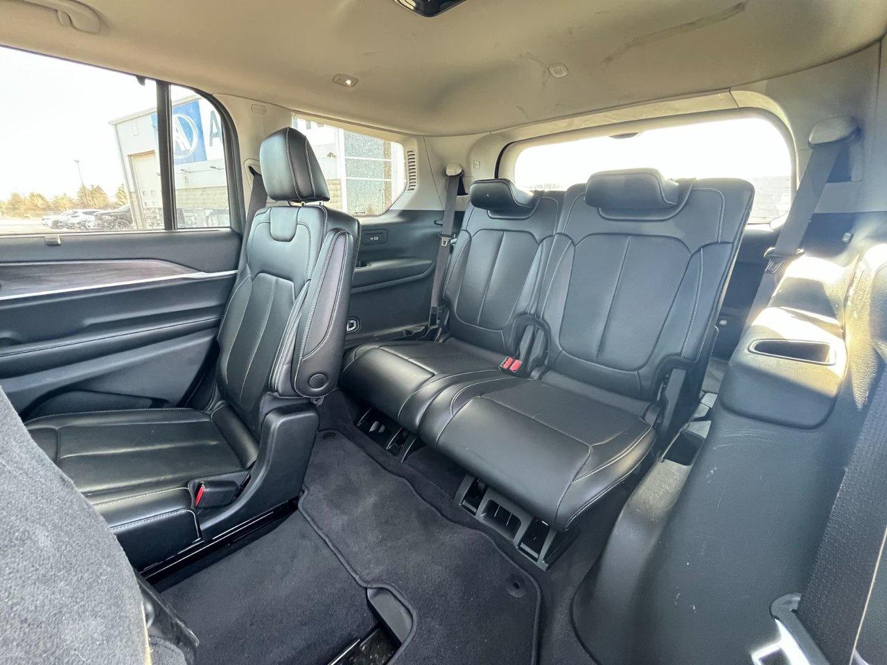 2021 Jeep Grand Cherokee L Limited 4x4 Photo