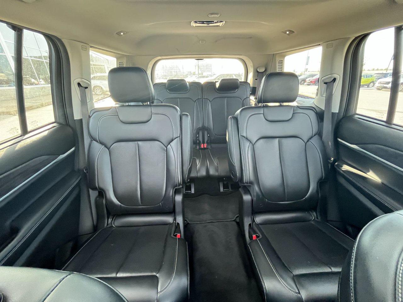 2021 Jeep Grand Cherokee L Limited 4x4 Photo