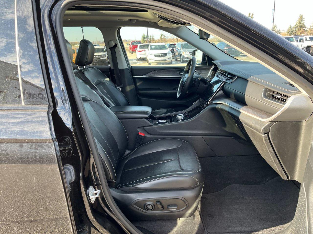 2021 Jeep Grand Cherokee L Limited 4x4 Photo