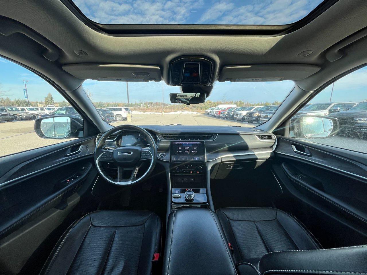 2021 Jeep Grand Cherokee L Limited 4x4 Photo