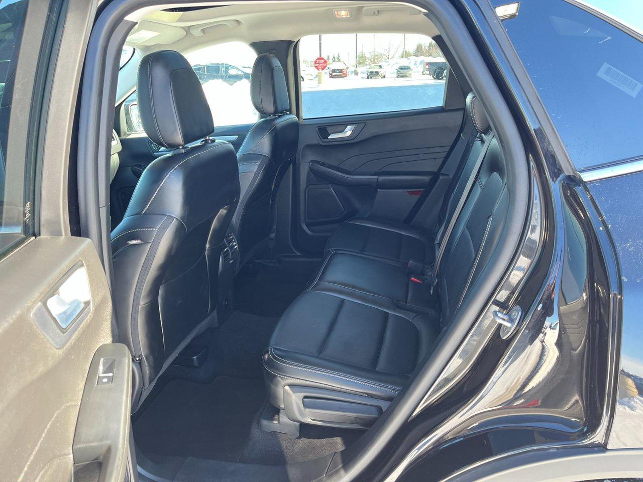 2024 Ford Escape Platinum AWD Photo