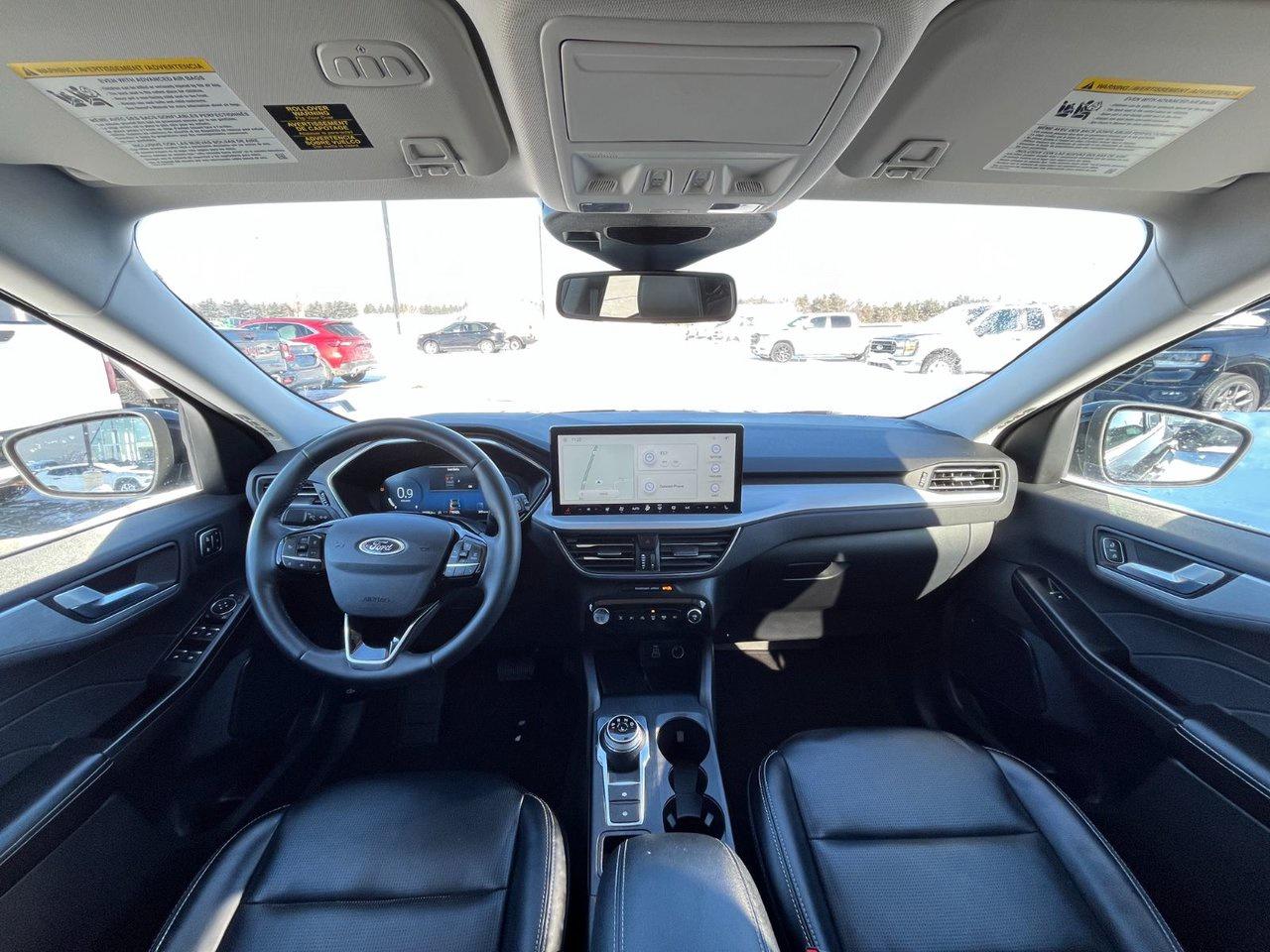 2024 Ford Escape Platinum AWD Photo