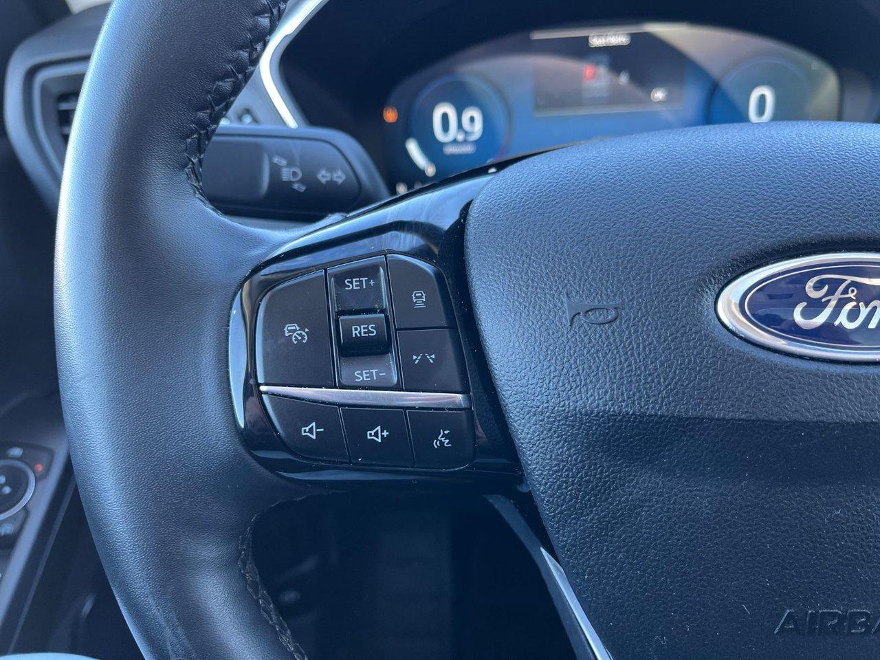 2024 Ford Escape Platinum AWD Photo