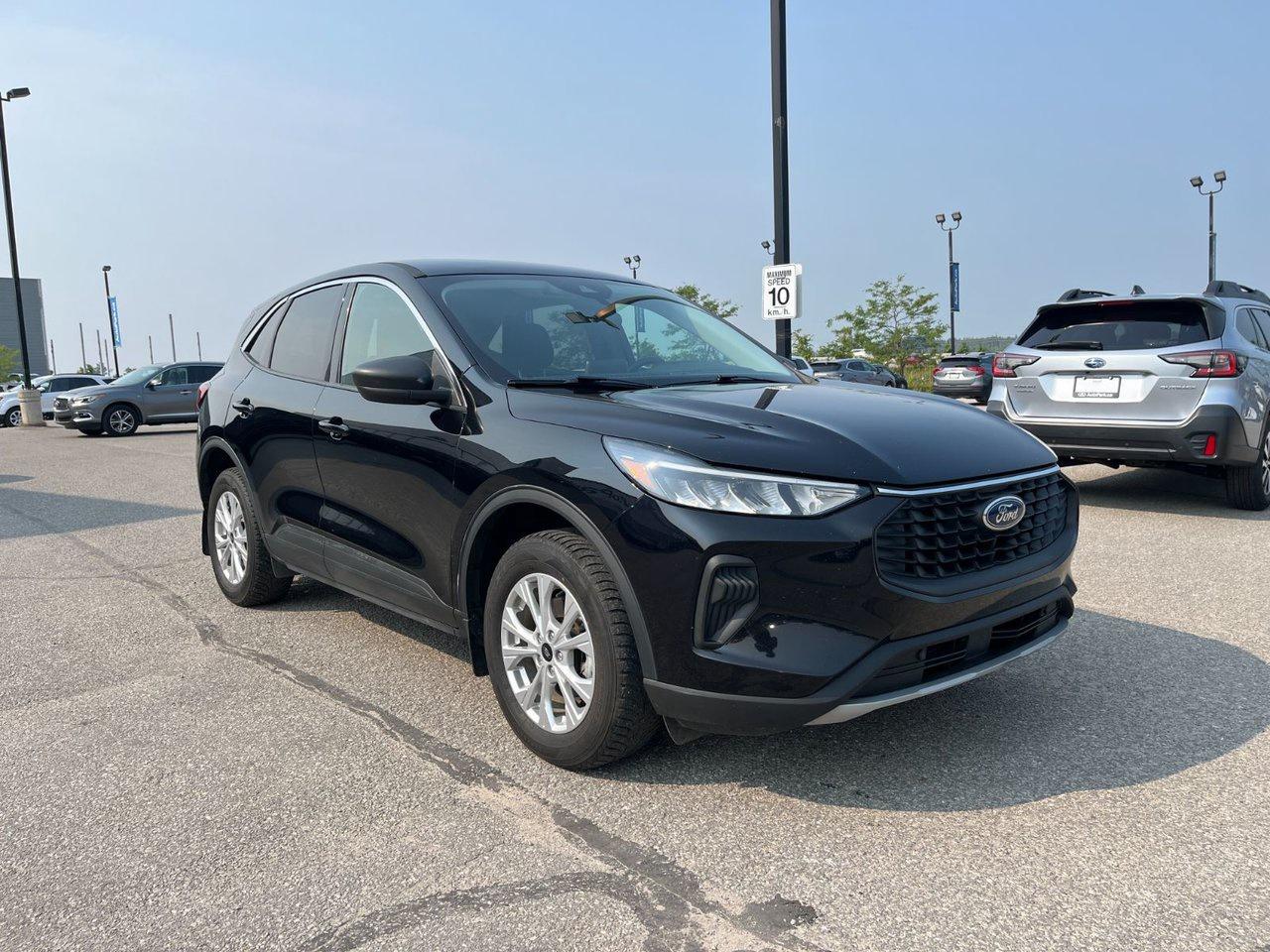 2024 Ford Escape Active AWD Photo3