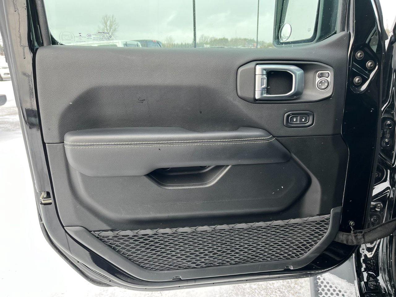 2021 Jeep Wrangler Unlimited Sahara Photo