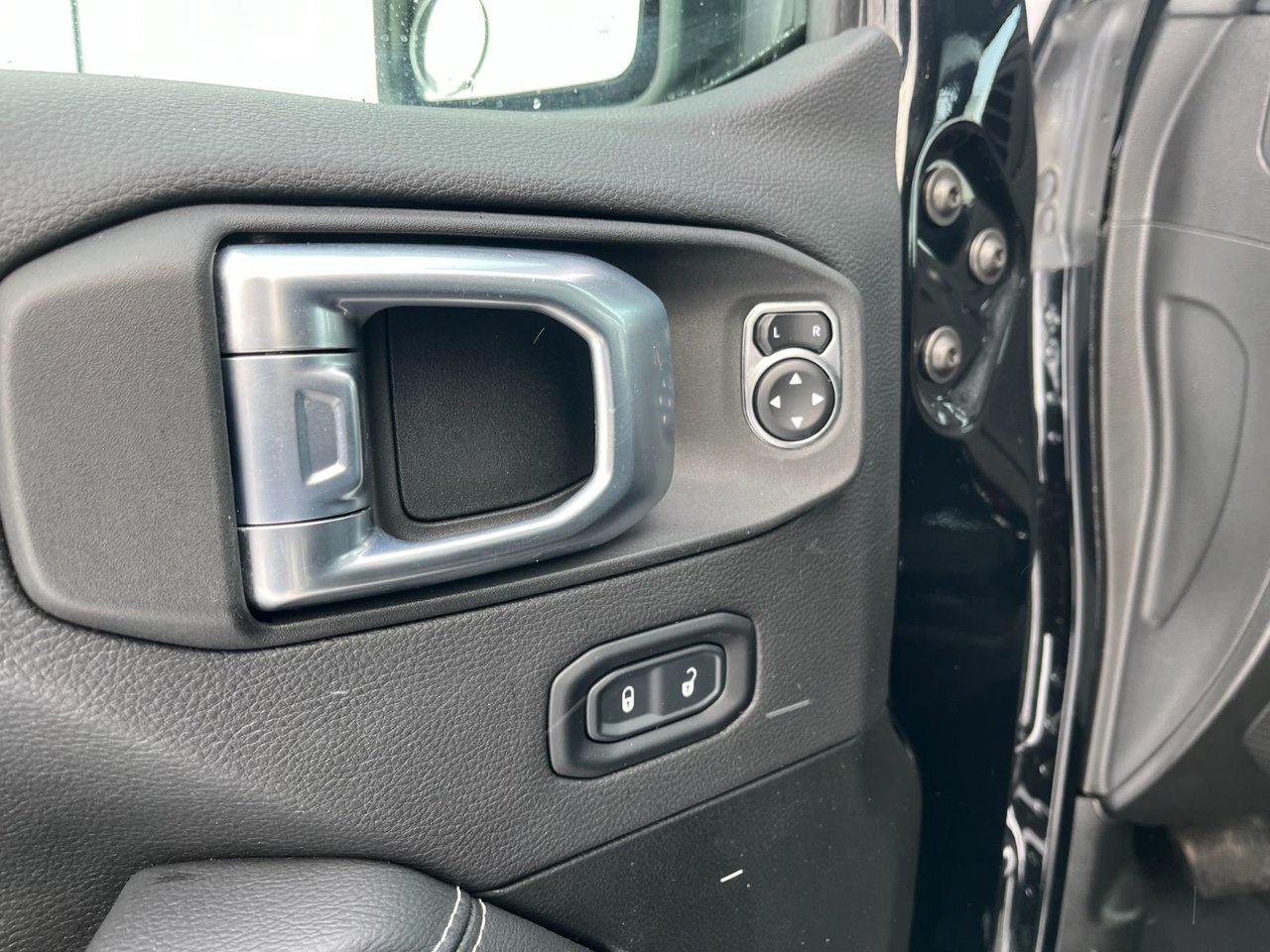 2021 Jeep Wrangler Unlimited Sahara Photo