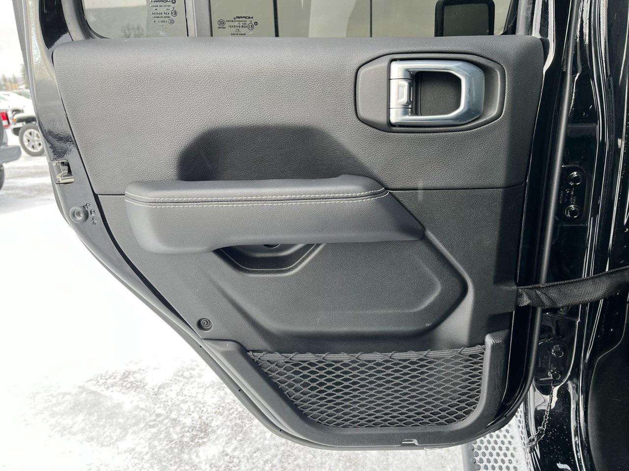 2021 Jeep Wrangler Unlimited Sahara Photo