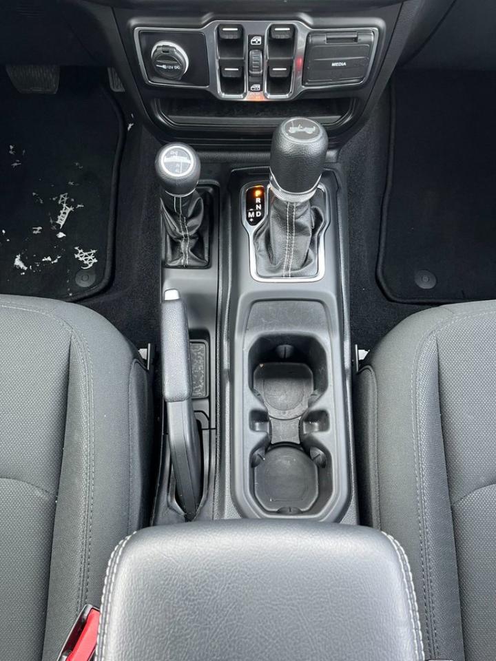 2021 Jeep Wrangler Unlimited Sahara Photo