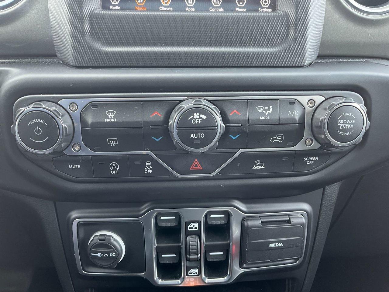 2021 Jeep Wrangler Unlimited Sahara Photo