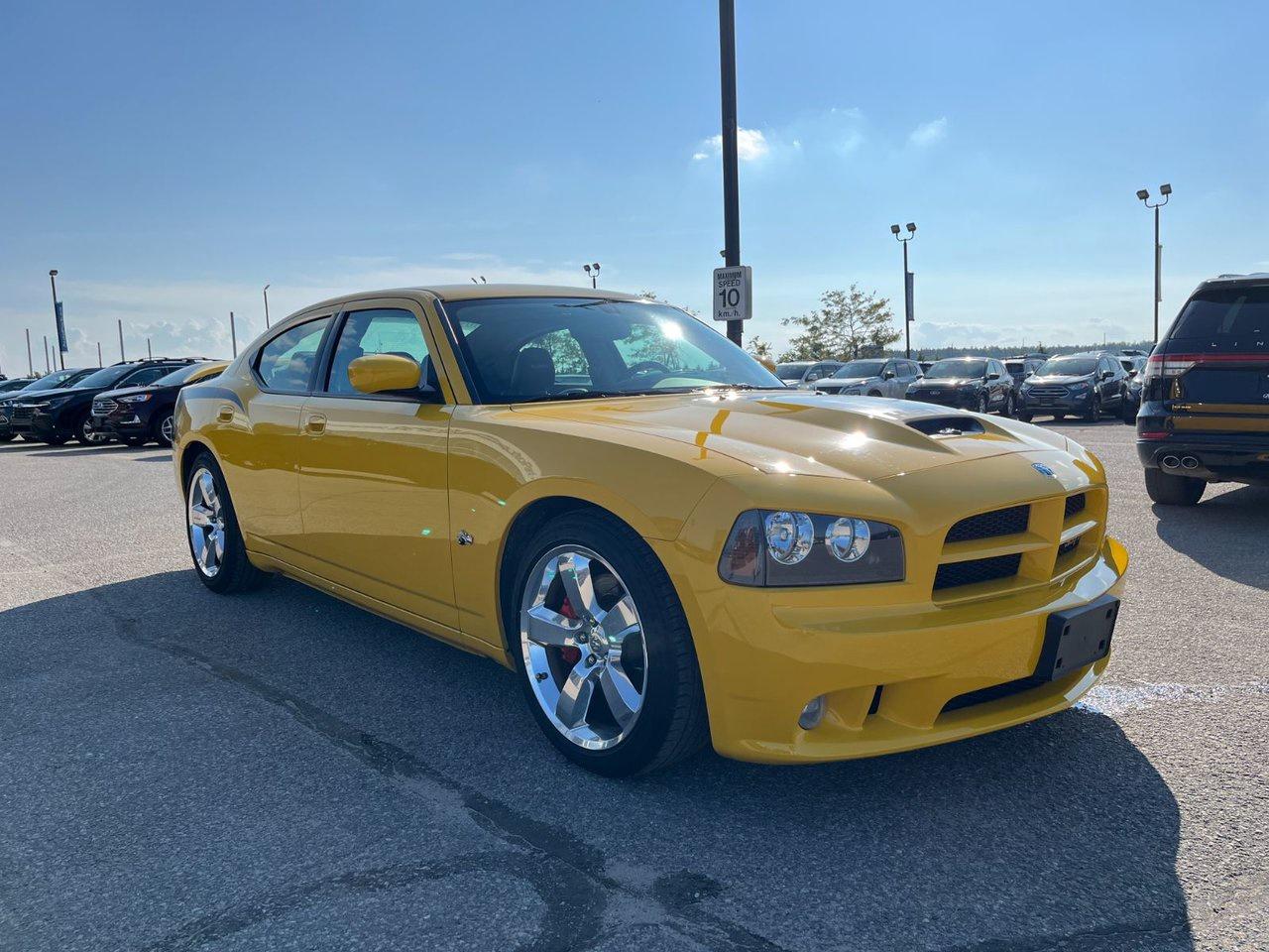 2007 Dodge Charger SRT8 RWD Photo3