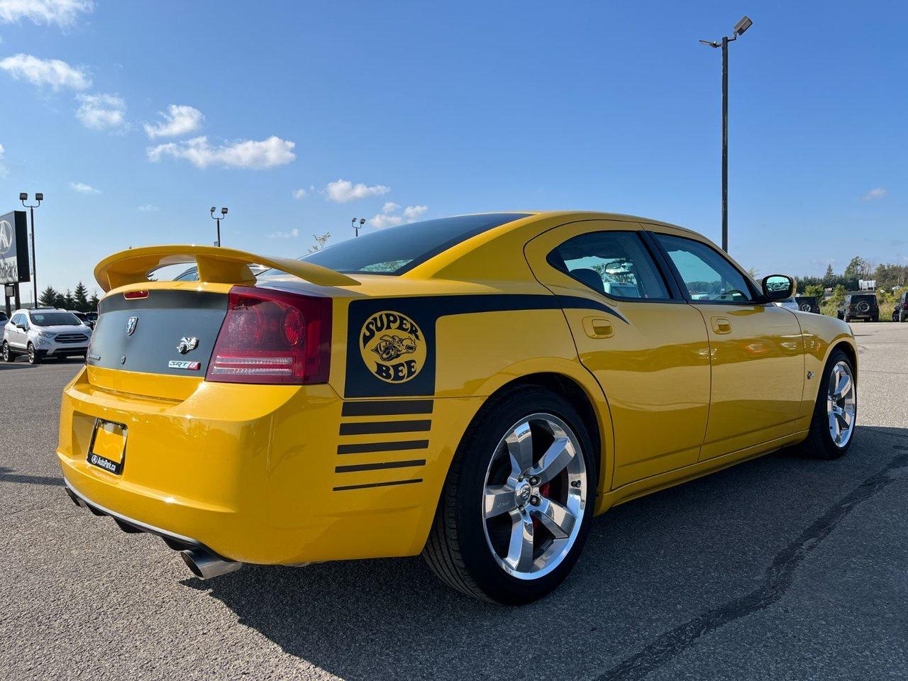 2007 Dodge Charger SRT8 RWD Photo