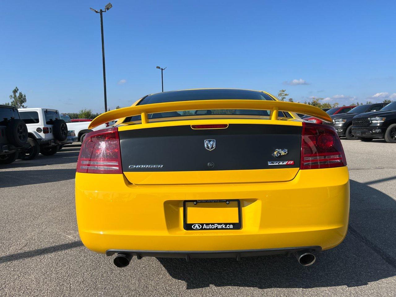 2007 Dodge Charger SRT8 RWD Photo