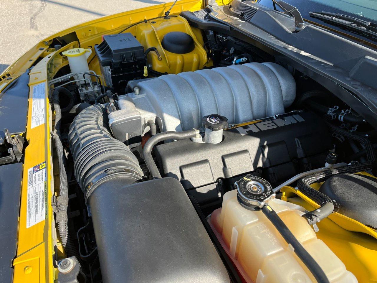 2007 Dodge Charger SRT8 RWD Photo