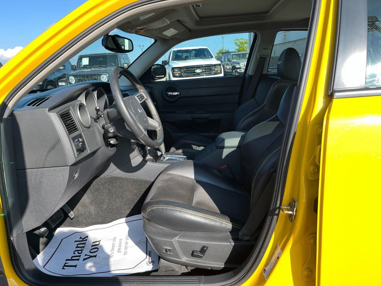 2007 Dodge Charger SRT8 RWD Photo