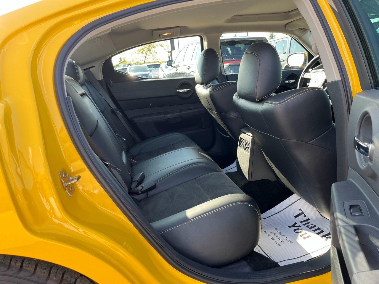 2007 Dodge Charger SRT8 RWD Photo