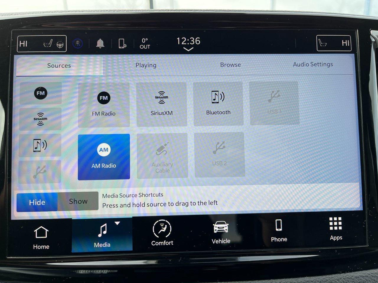 2024 Chrysler Pacifica TOURING-L FWD Photo