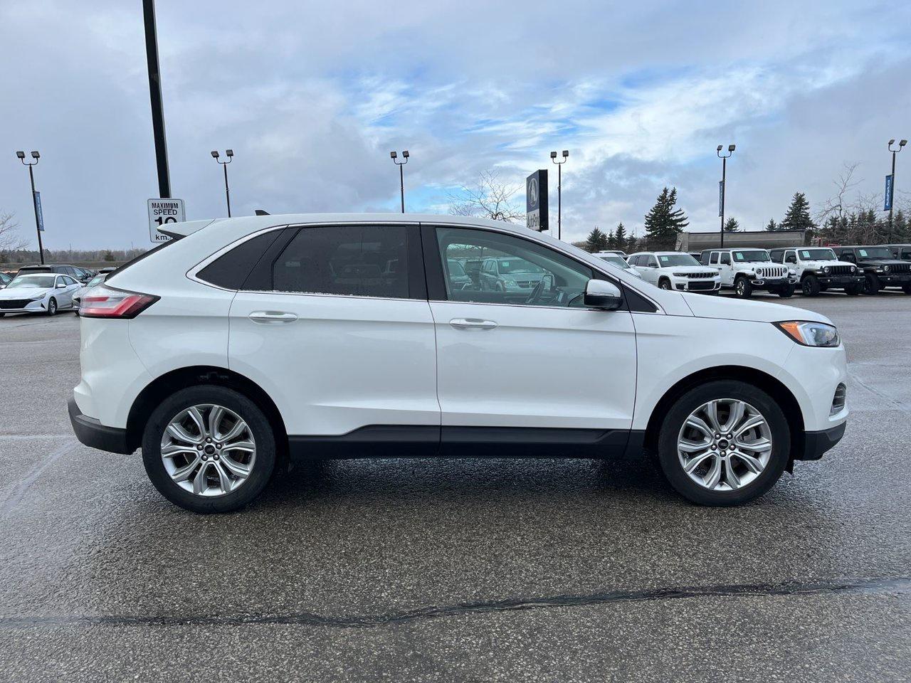 2023 Ford Edge Titanium AWD Photo