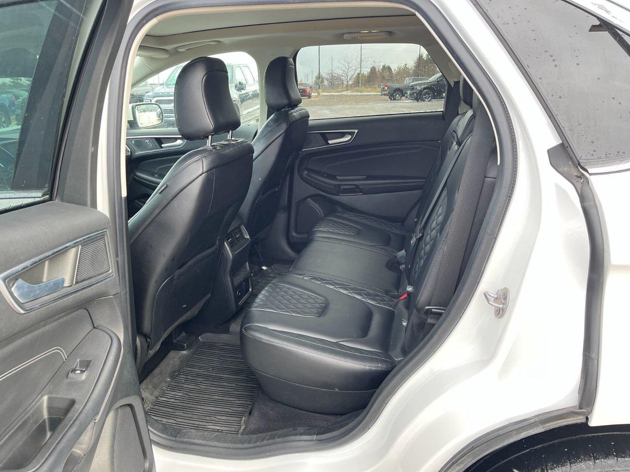 2023 Ford Edge Titanium AWD Photo