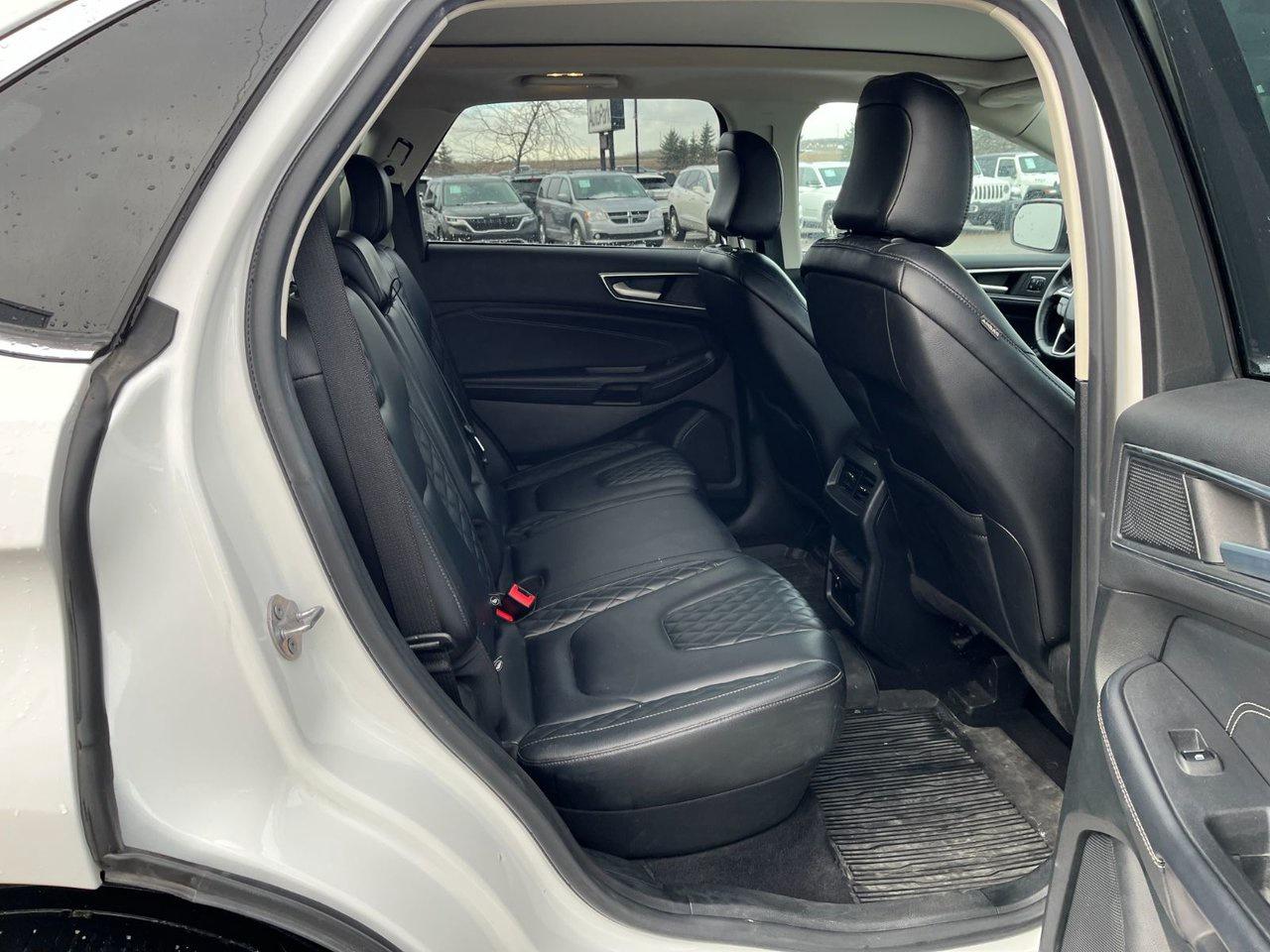 2023 Ford Edge Titanium AWD Photo