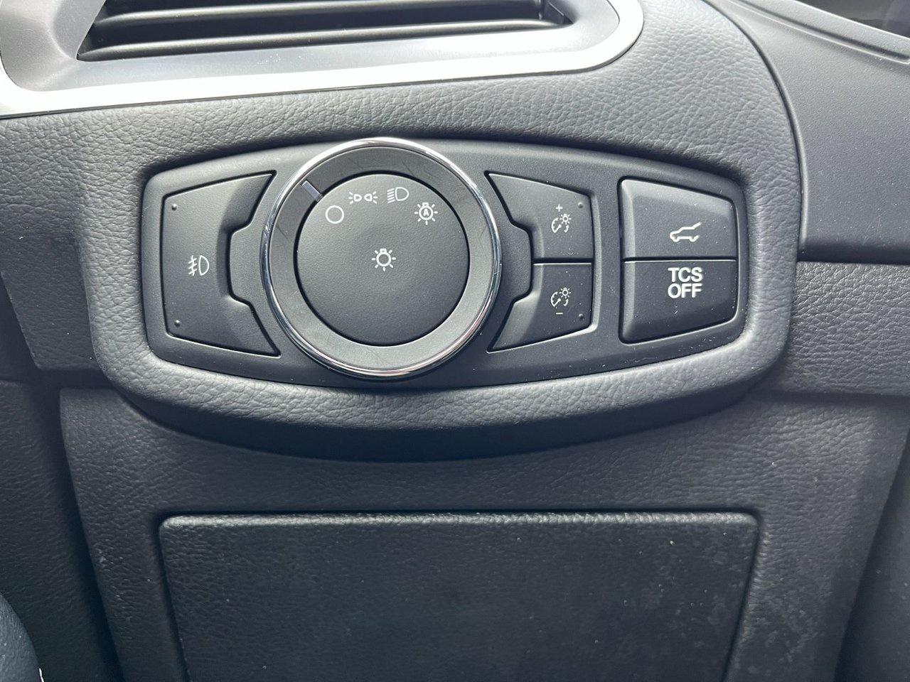 2023 Ford Edge Titanium AWD Photo