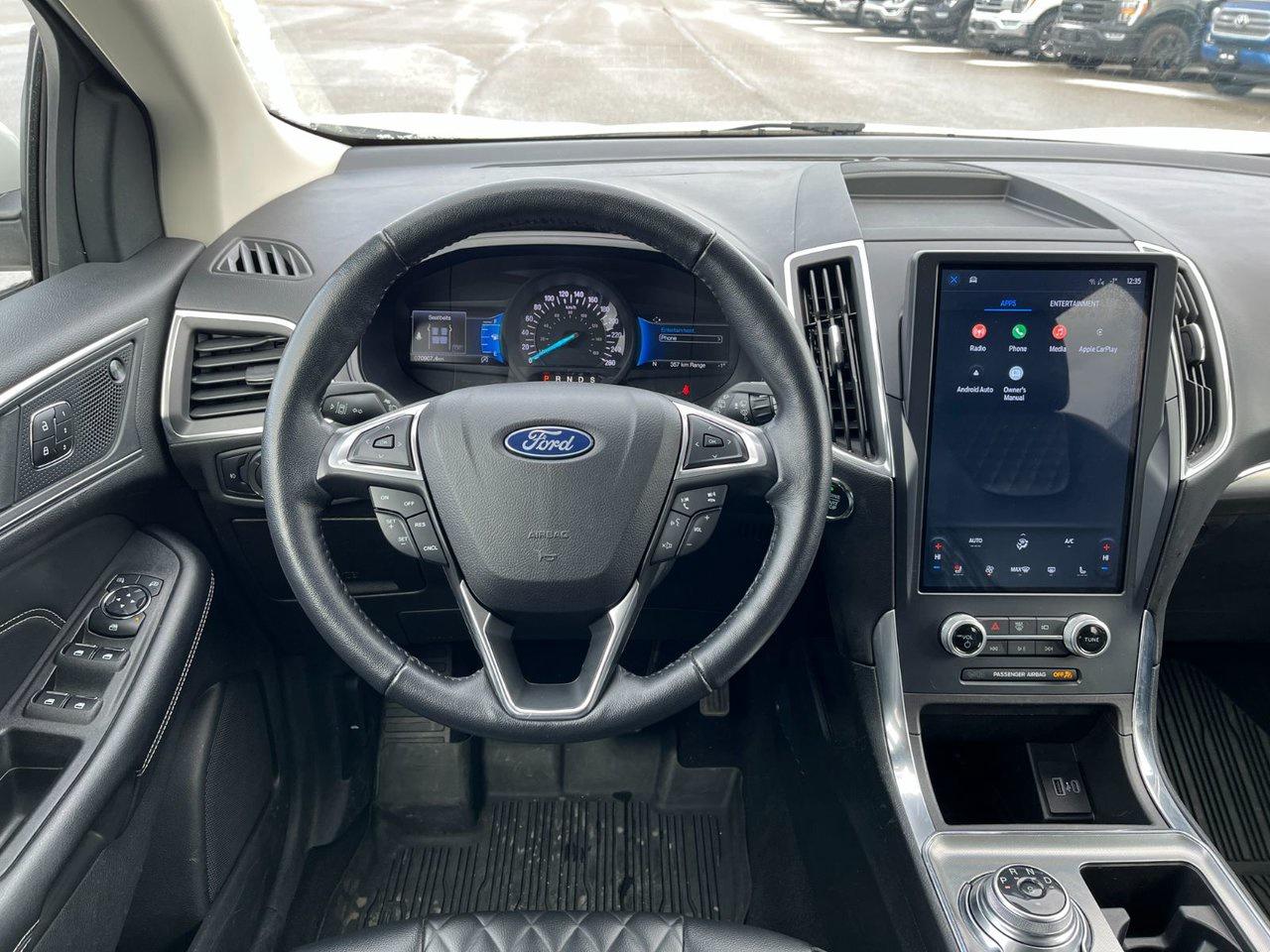 2023 Ford Edge Titanium AWD Photo