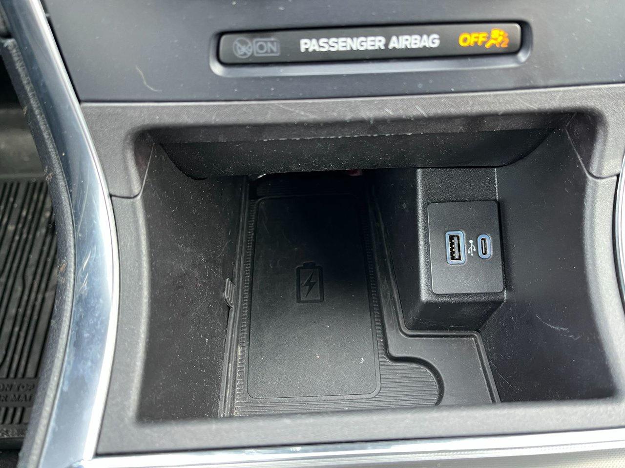 2023 Ford Edge Titanium AWD Photo