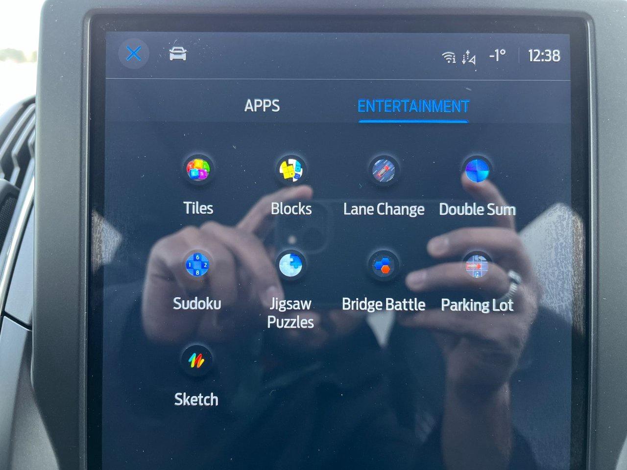 2023 Ford Edge Titanium AWD Photo