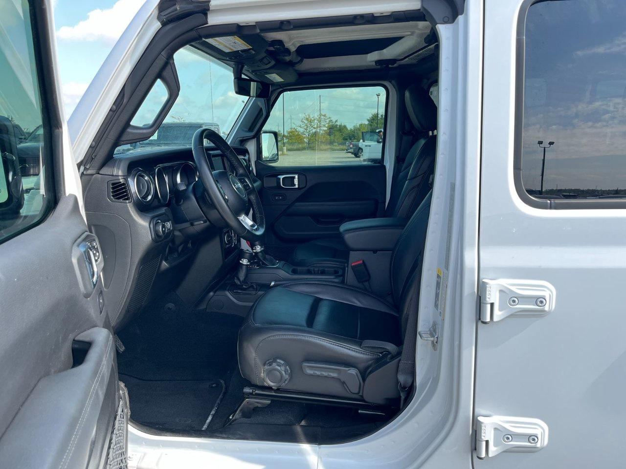 2022 Jeep Wrangler Unlimited Sahara Altitude 4x4 Photo