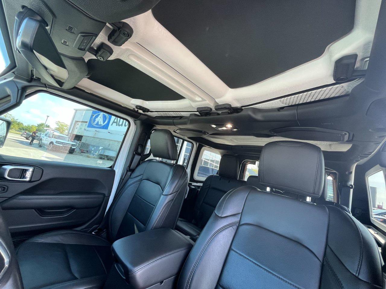 2022 Jeep Wrangler Unlimited Sahara Altitude 4x4 Photo