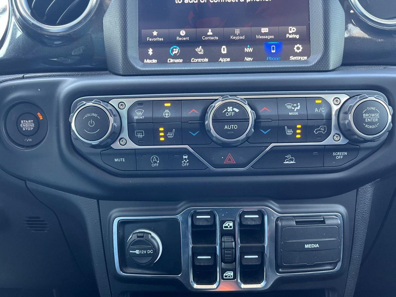 2022 Jeep Wrangler Unlimited Sahara Altitude 4x4 Photo