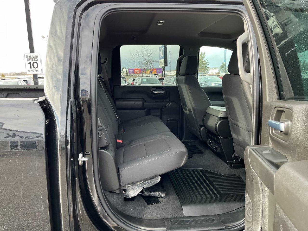 2024 Chevrolet SILVERADO 2500HD 4WD Crew Cab 159 Custom Photo