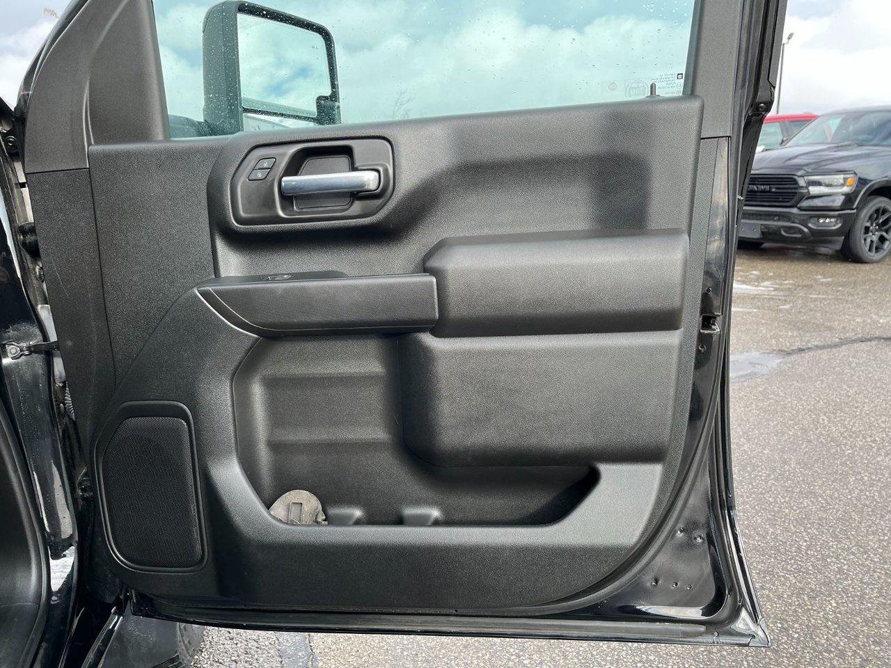 2024 Chevrolet SILVERADO 2500HD 4WD Crew Cab 159 Custom Photo