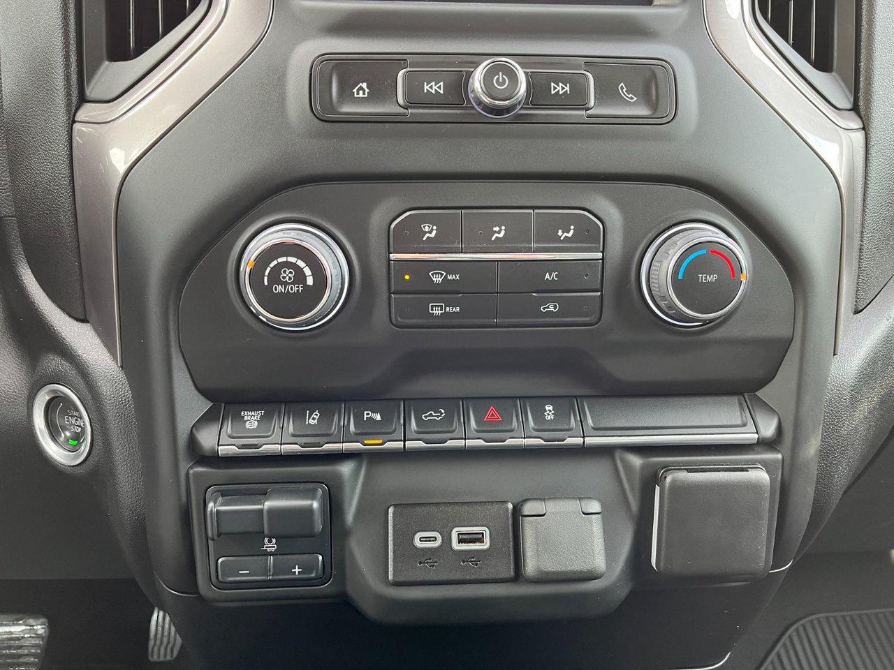 2024 Chevrolet SILVERADO 2500HD 4WD Crew Cab 159 Custom Photo