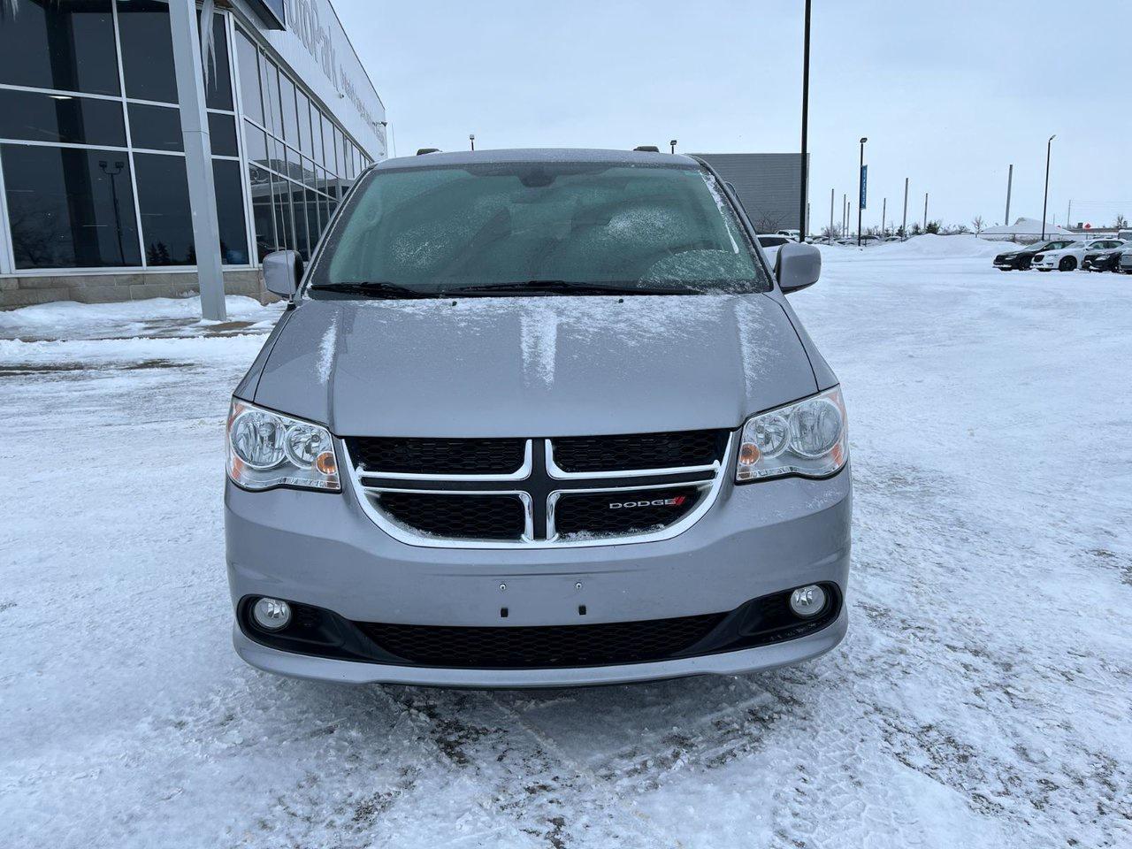 2019 Dodge Grand Caravan Crew Plus Photo