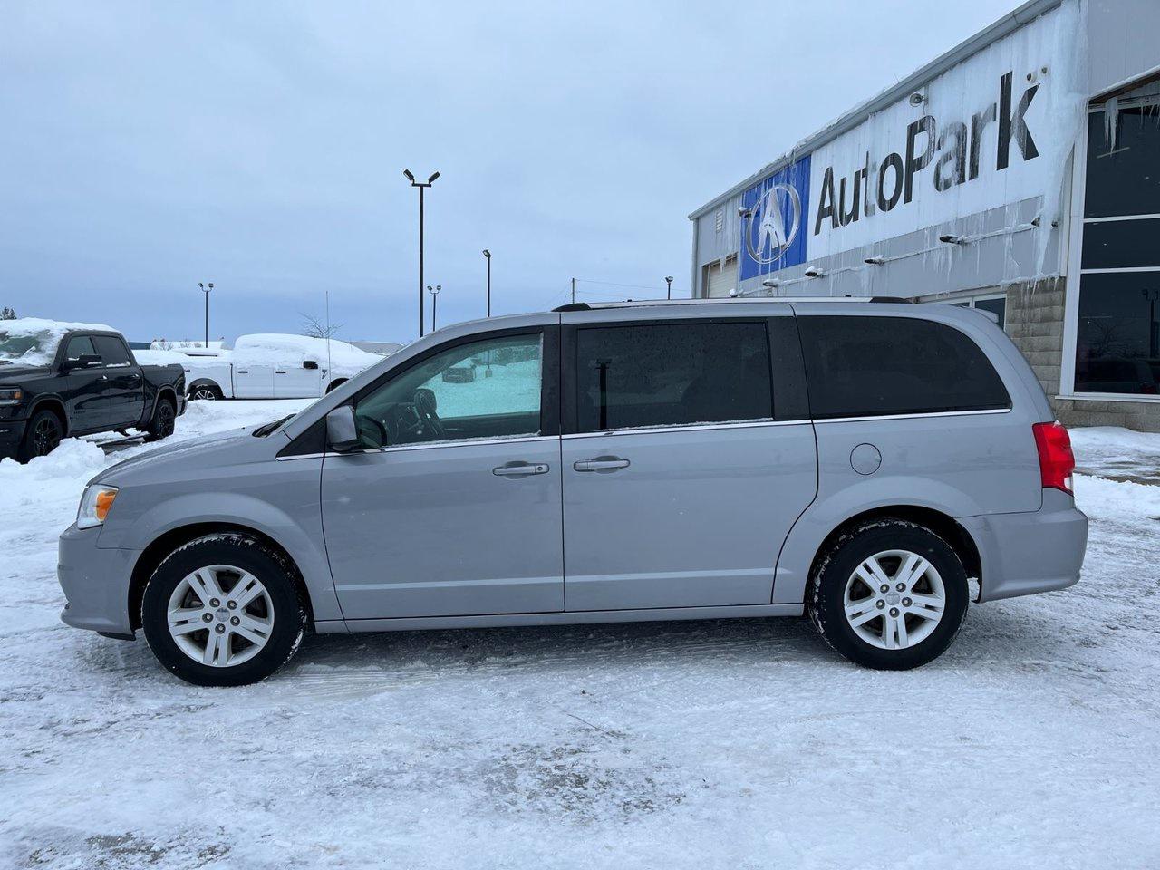 2019 Dodge Grand Caravan Crew Plus Photo