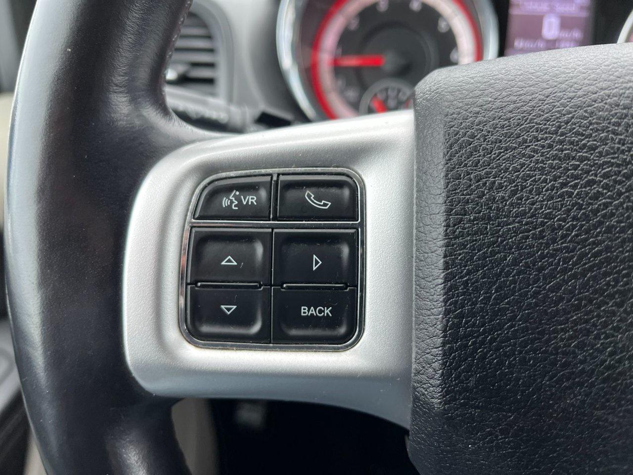 2019 Dodge Grand Caravan Crew Plus Photo