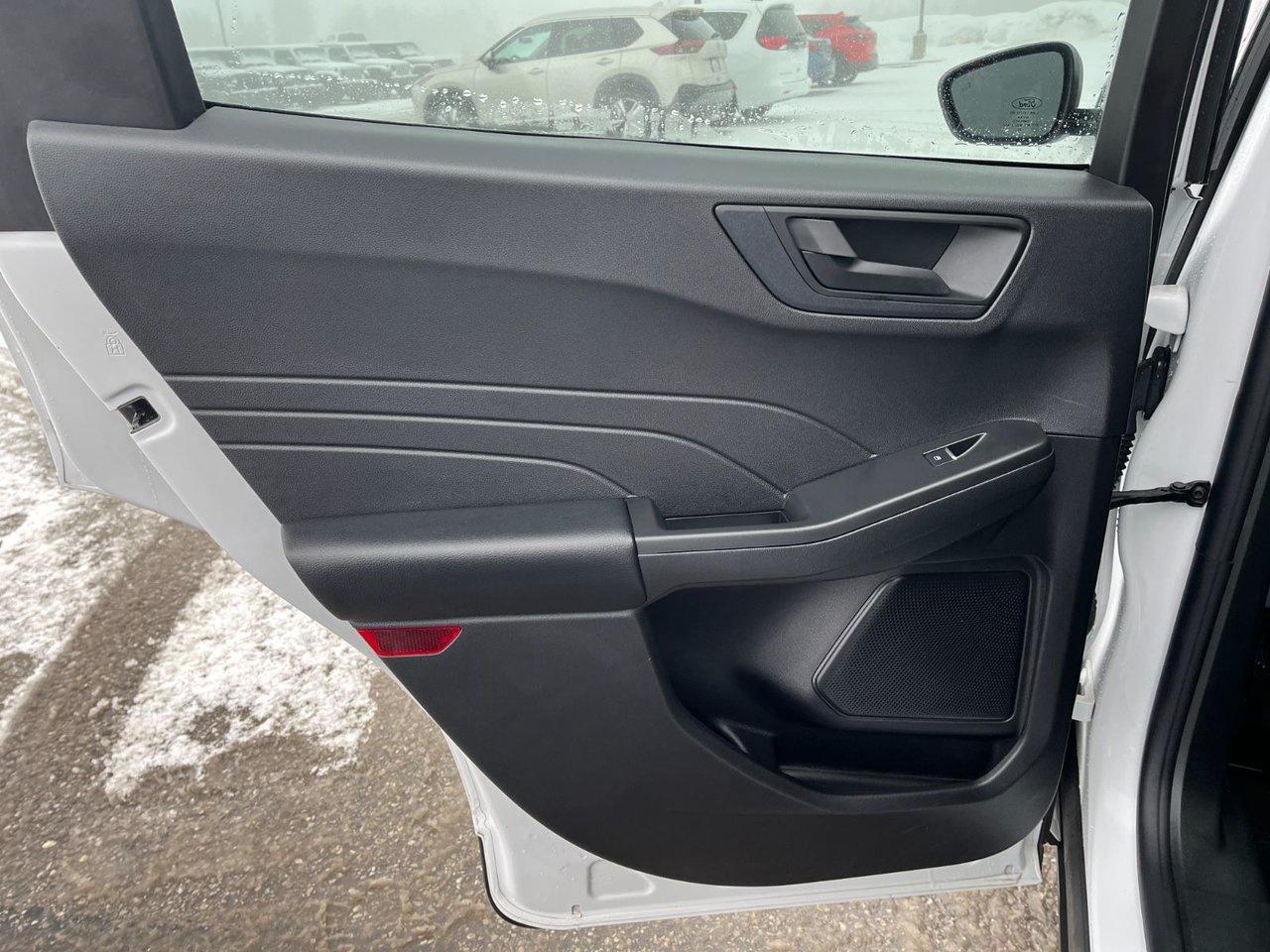 2022 Ford Escape SE Photo