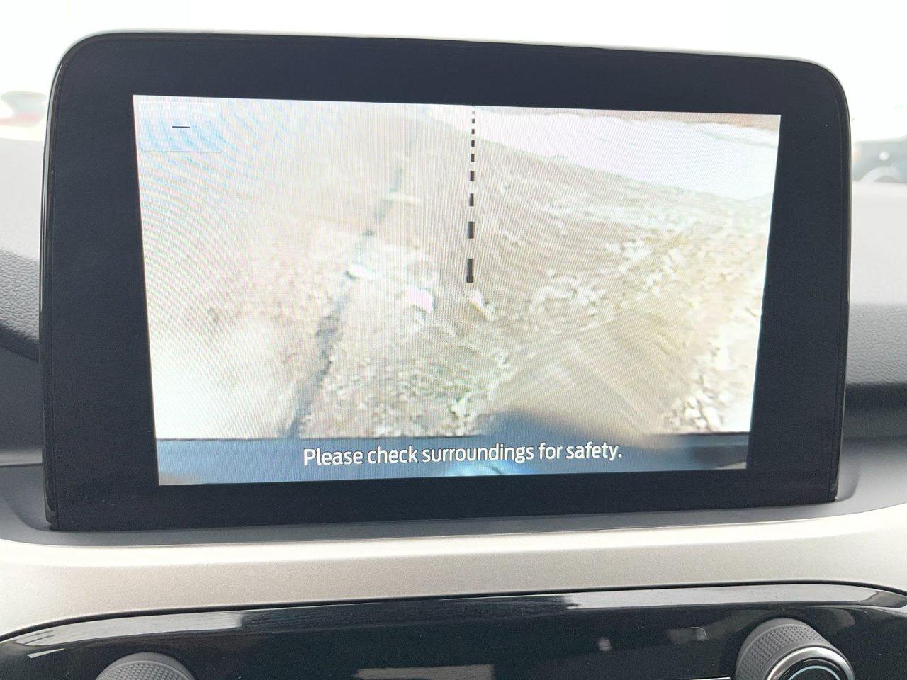 2022 Ford Escape SE Photo