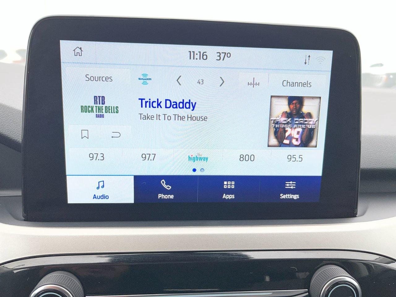 2022 Ford Escape SE Photo