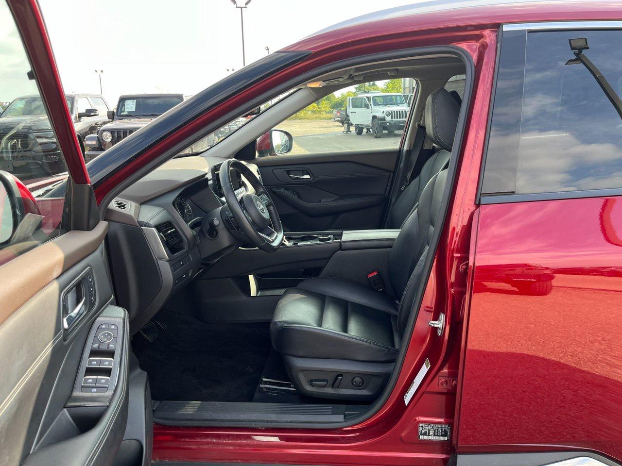 2023 Nissan Rogue SL AWD Photo