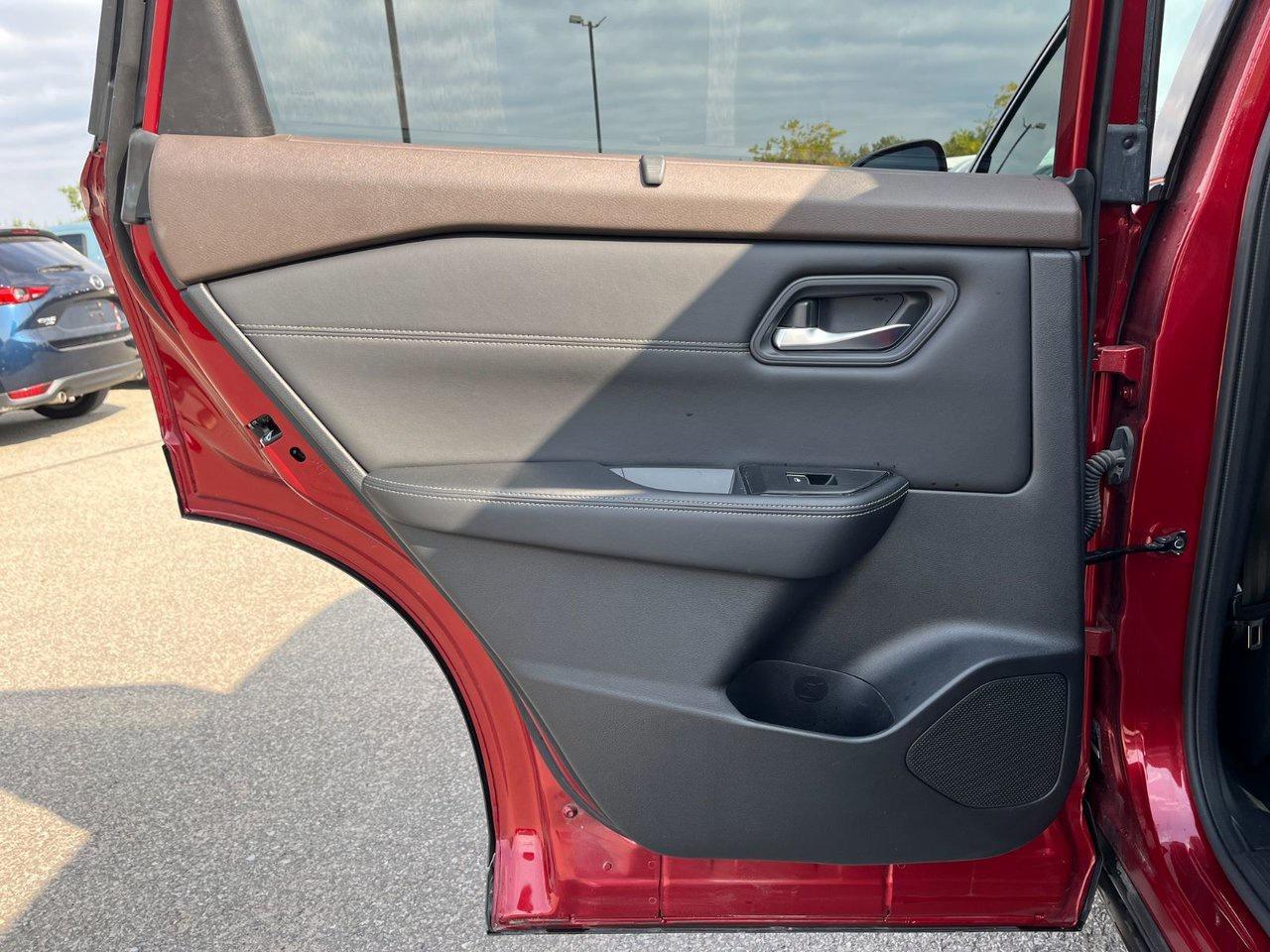 2023 Nissan Rogue SL AWD Photo