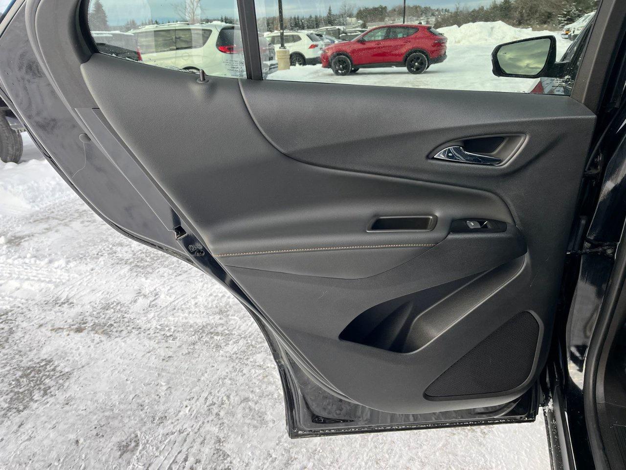 2023 Chevrolet Equinox AWD 4DR PREMIER Photo