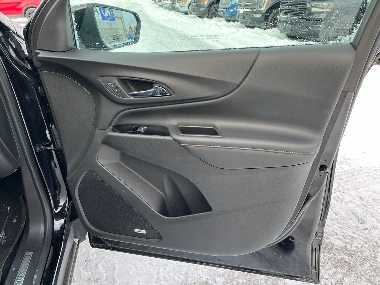 2023 Chevrolet Equinox AWD 4DR PREMIER Photo