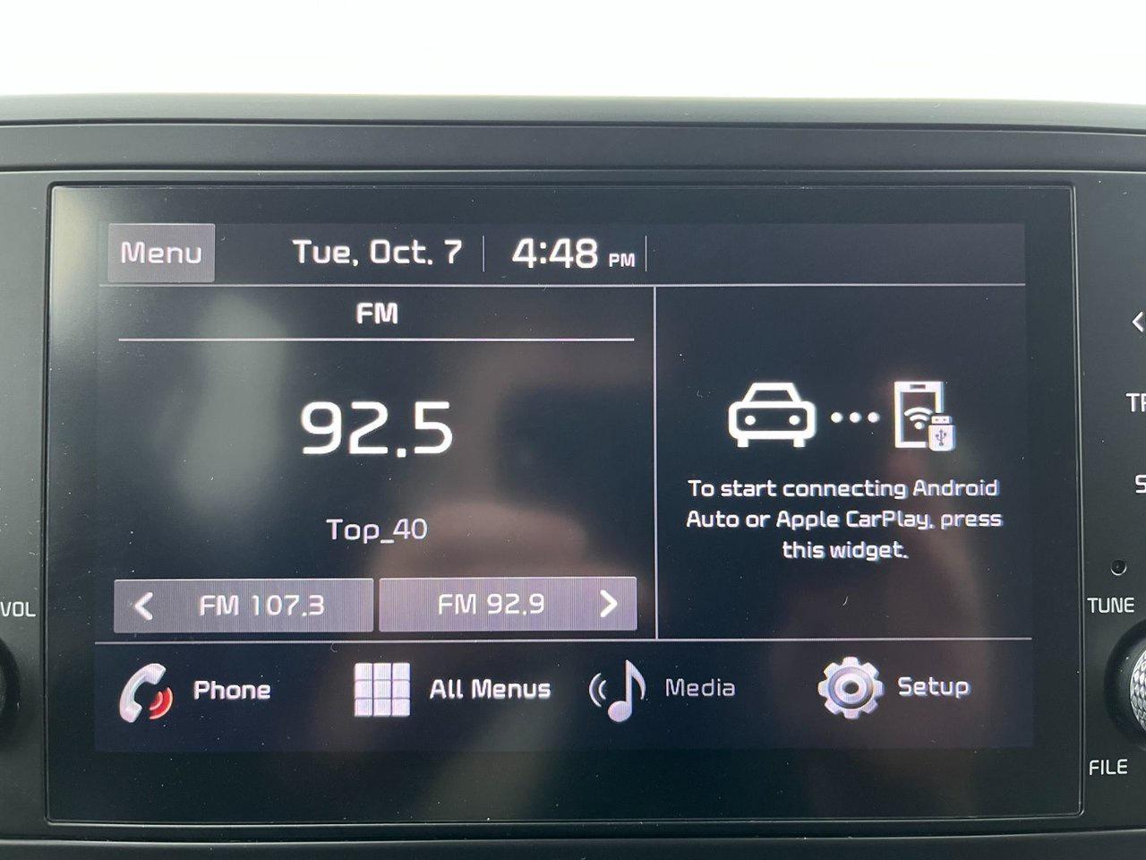 2022 Kia Carnival LX FWD Photo