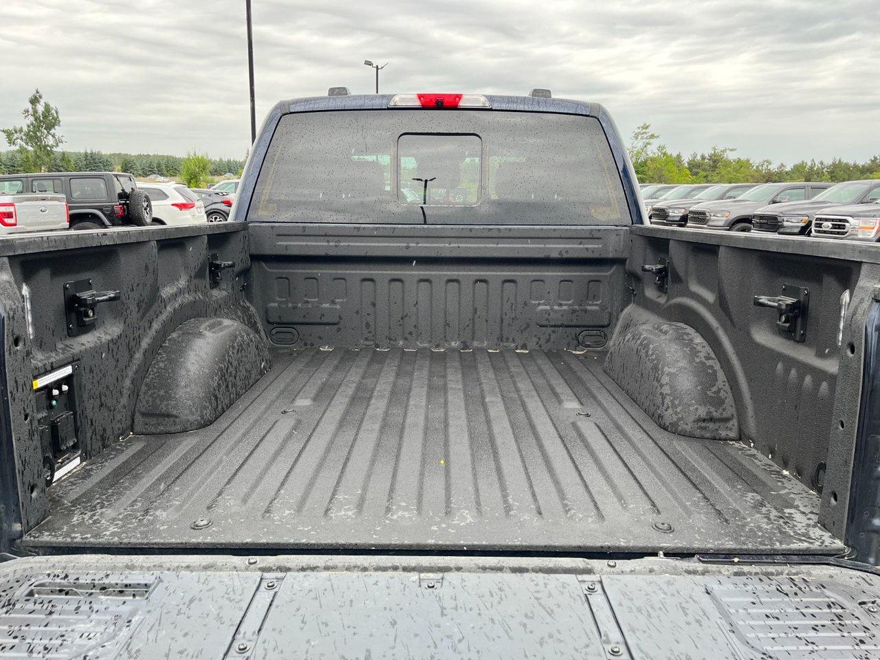 2022 Ford F-150 Limited 4WD SuperCrew 5.5' Box Photo